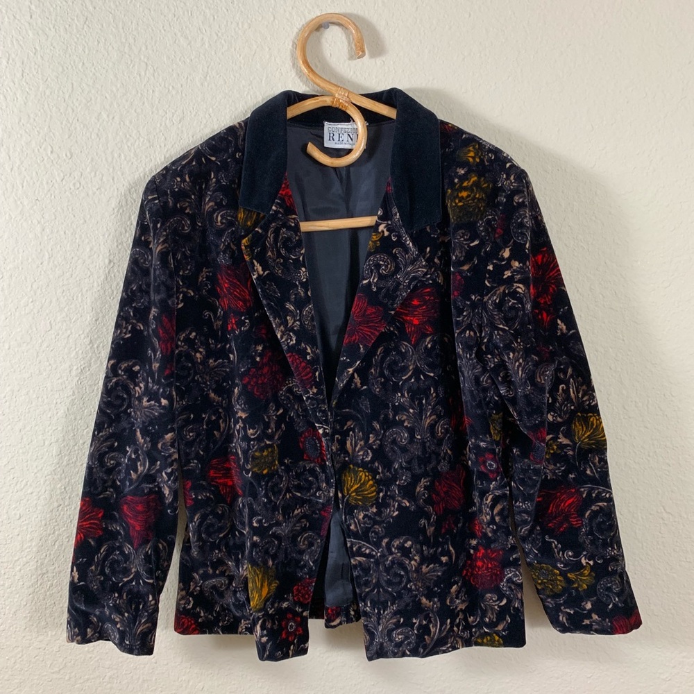 Vintage crushed velvet floral blazer made in Italy